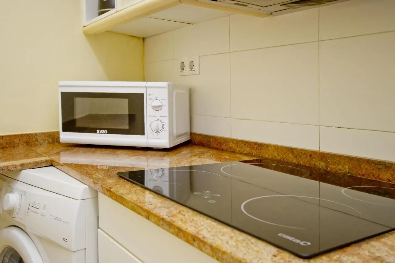Barcelona City Apartment 0*,